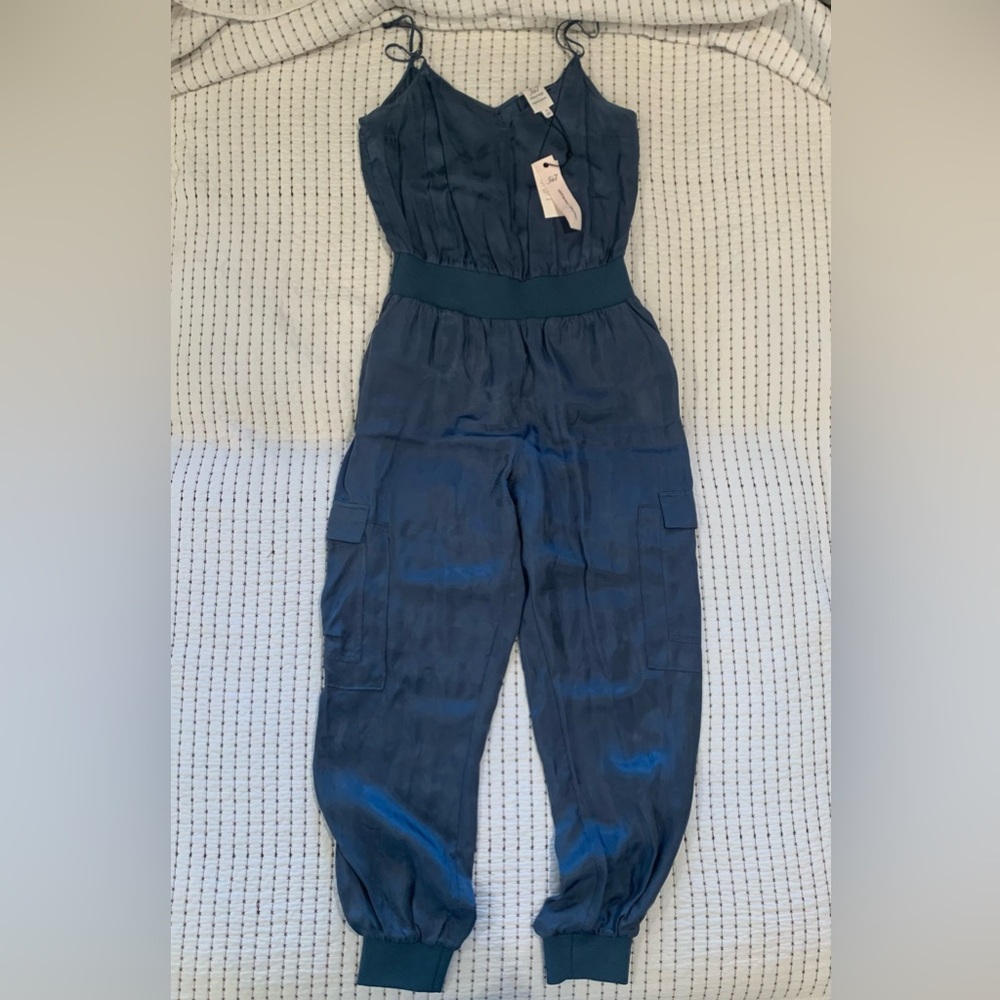 cinq a sept jumpsuit size Medium - Picture 2 of 15